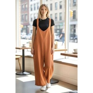 Hunter & Brown Women's Flowy Cottage Core Rust Jumpsuit With Pockets Size Small